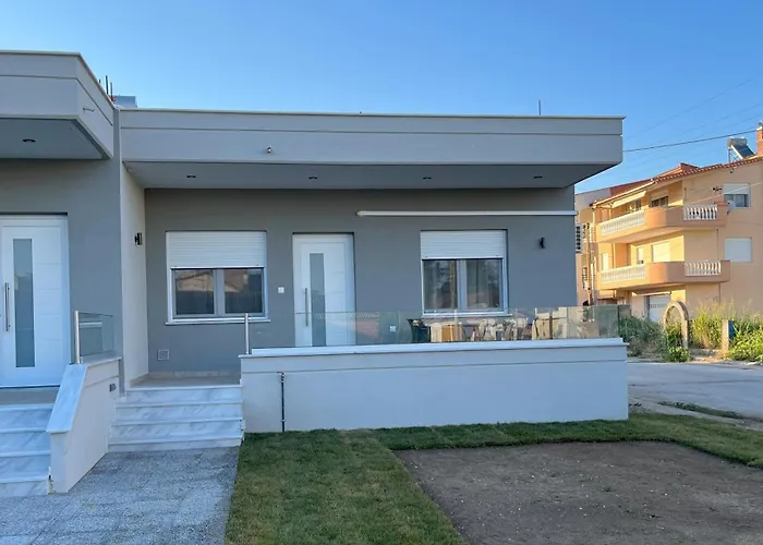 Astron Apartments
